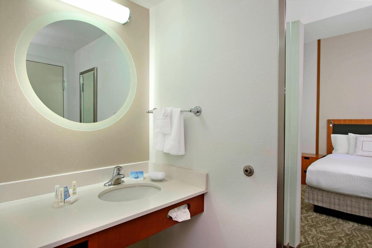 Hotel Springhill By Marriott Madera