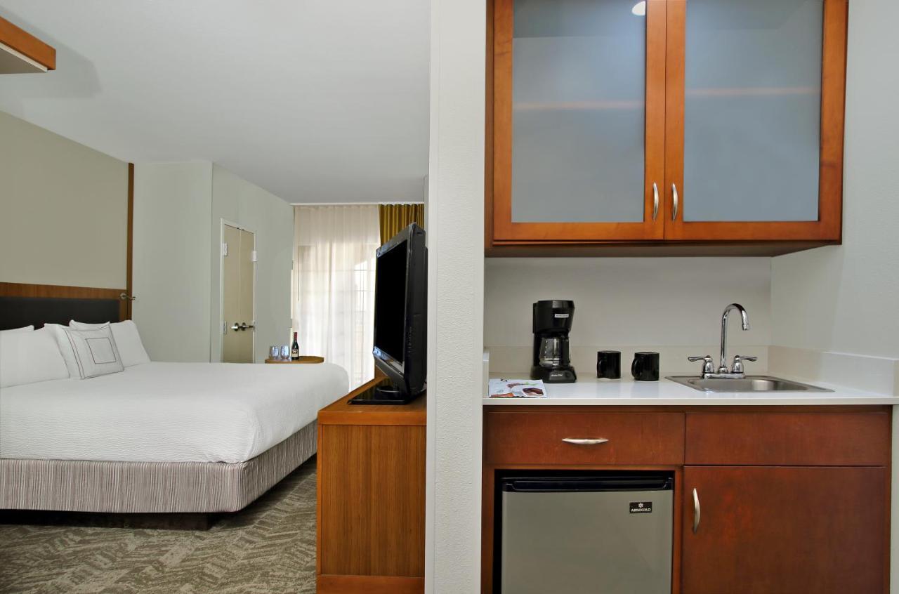 Springhill By Marriott Hotel 3*